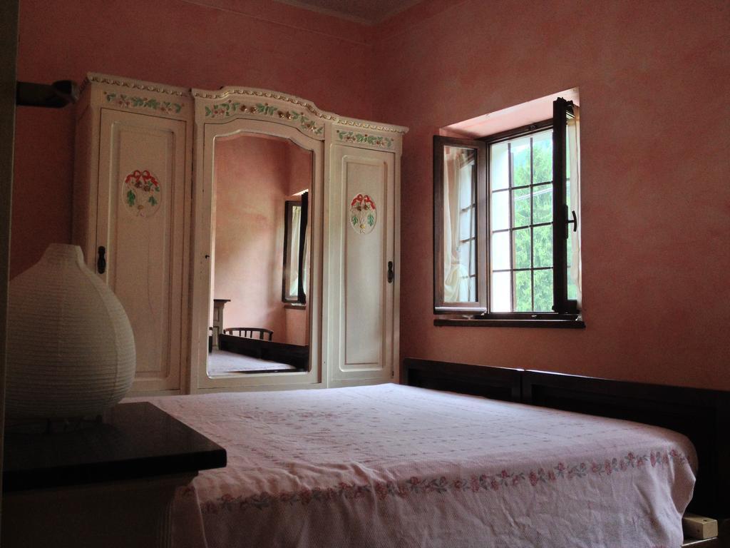 La Tana Del Lupo Apartment เอนตรักเกว ภายนอก รูปภาพ